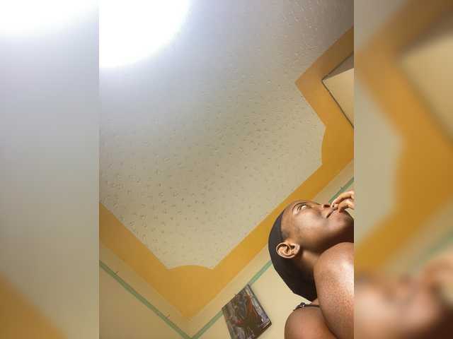 Chocolateboo598 live cam on BongaCams
