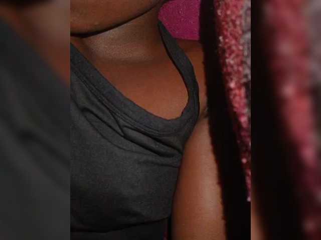 Chocolateboo598 live cam on BongaCams