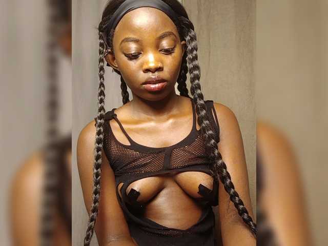 Chocolateboo598 live cam on BongaCams