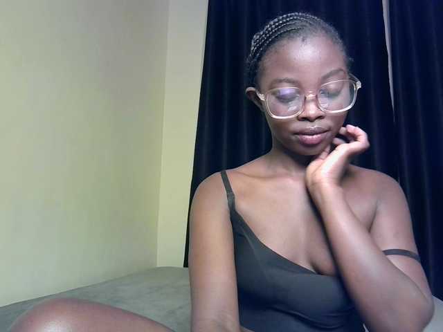 hotpetite555