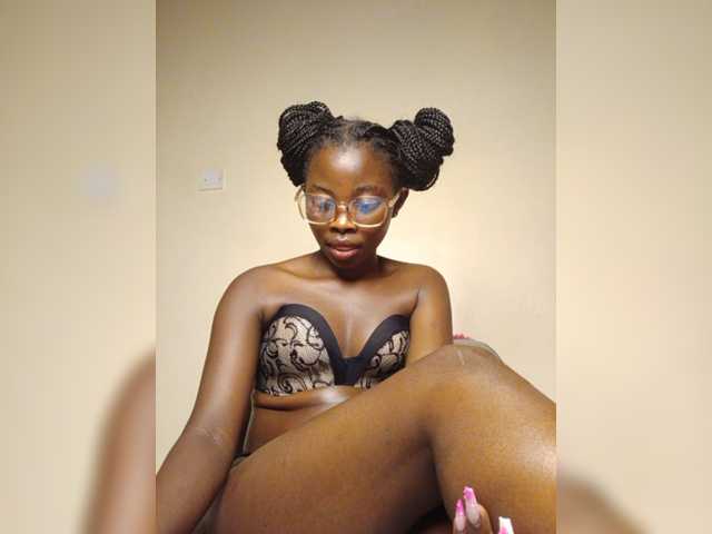 Chocolateboo598 live cam on BongaCams
