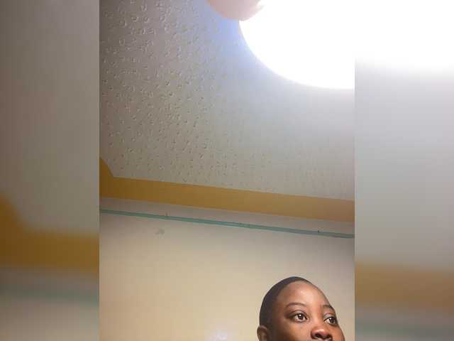 Chocolateboo598 live cam on BongaCams