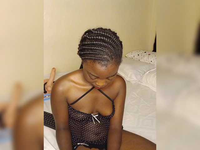 Chocolateboo598 live cam on BongaCams