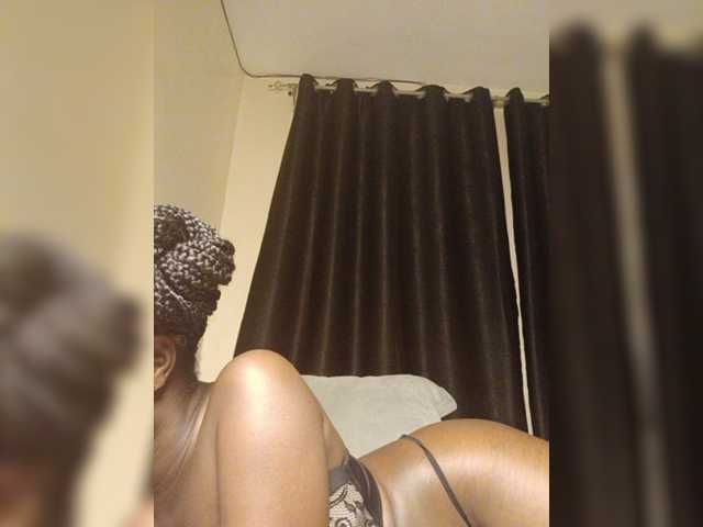 Chocolateboo598 live cam on BongaCams