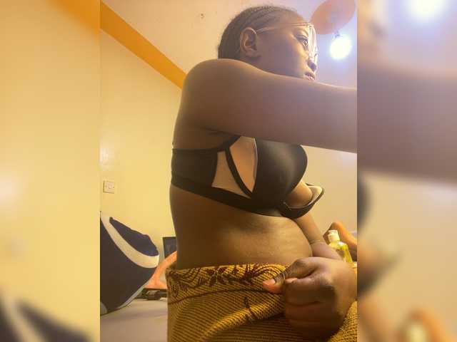 Chocolateboo598 live cam on BongaCams