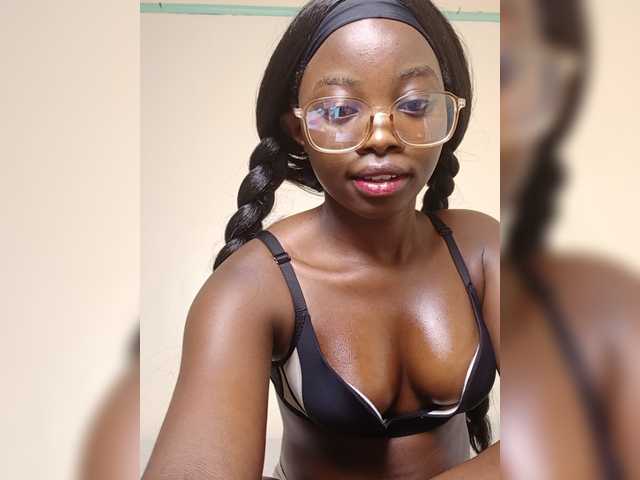 Chocolateboo598 live cam on BongaCams