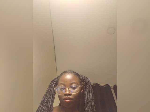 Chocolateboo598 live cam on BongaCams