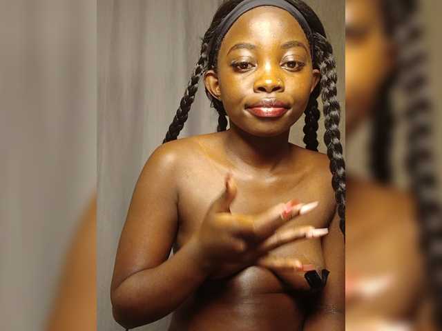 Chocolateboo598 live cam on BongaCams