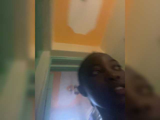 Chocolateboo598 live cam on BongaCams