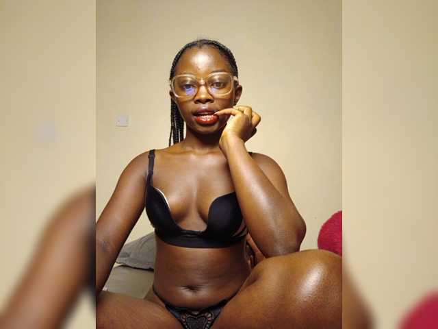 Chocolateboo598 live cam on BongaCams