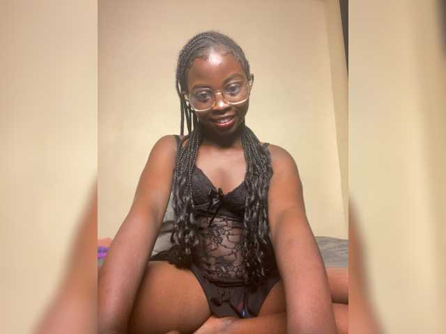 hotpetite555