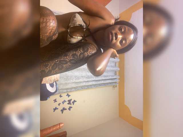 Chocolateboo598 live cam on BongaCams