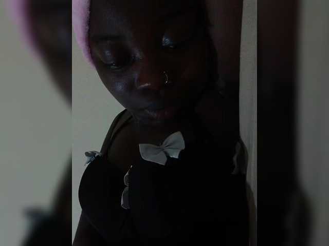 Chocolateboo598 live cam on BongaCams