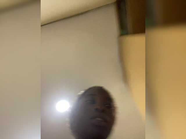 Chocolateboo598 live cam on BongaCams
