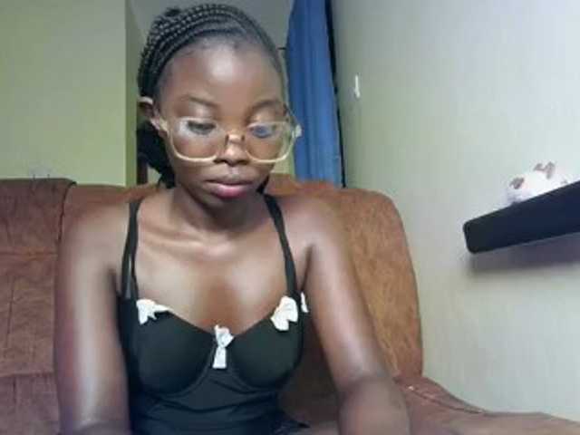 Chocolateboo598 live cam on BongaCams