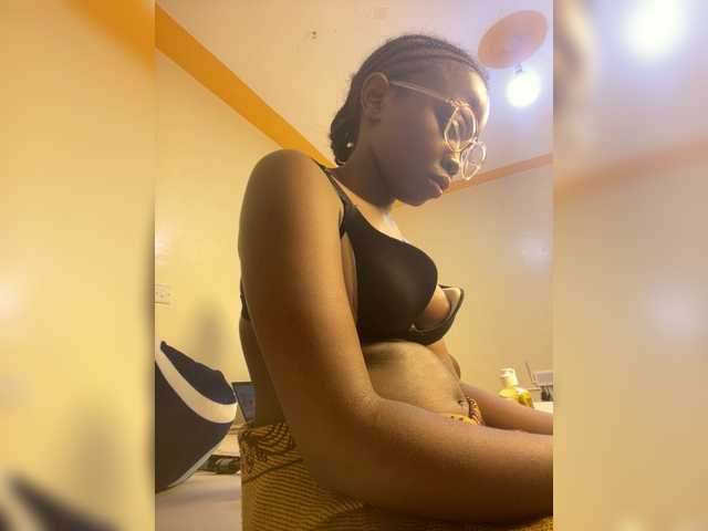 Chocolateboo598 live cam on BongaCams