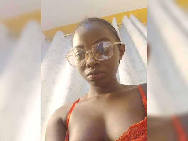 Chocolateboo598 live cam on BongaCams