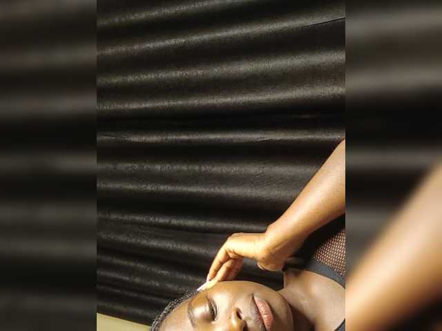 Chocolateboo598 live cam on BongaCams
