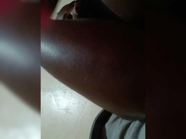 Chocolateboo598 live cam on BongaCams