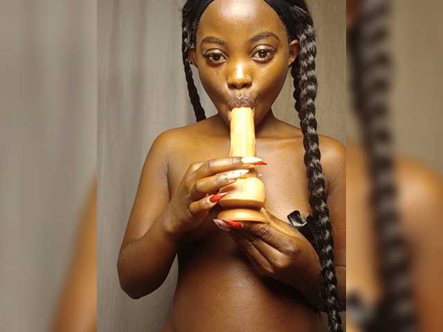 Chocolateboo598 live cam on BongaCams