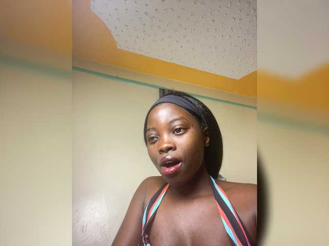 Chocolateboo598 live cam on BongaCams