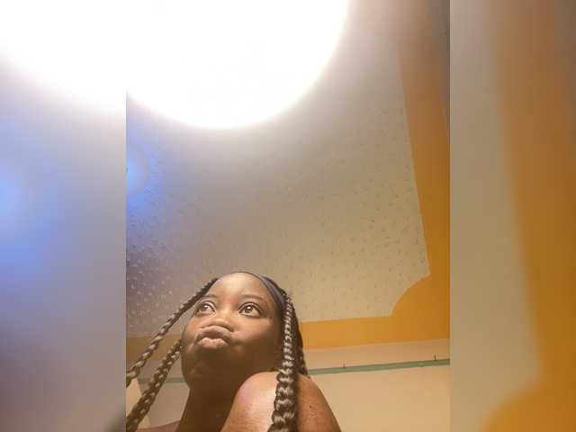 Hotpetite555