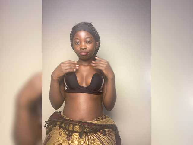 Chocolateboo598 live cam on BongaCams