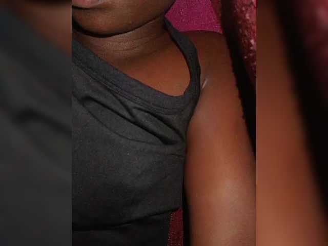 Chocolateboo598 live cam on BongaCams