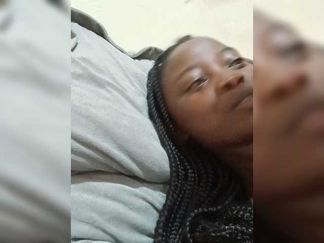 Chocolateboo598 live cam on BongaCams