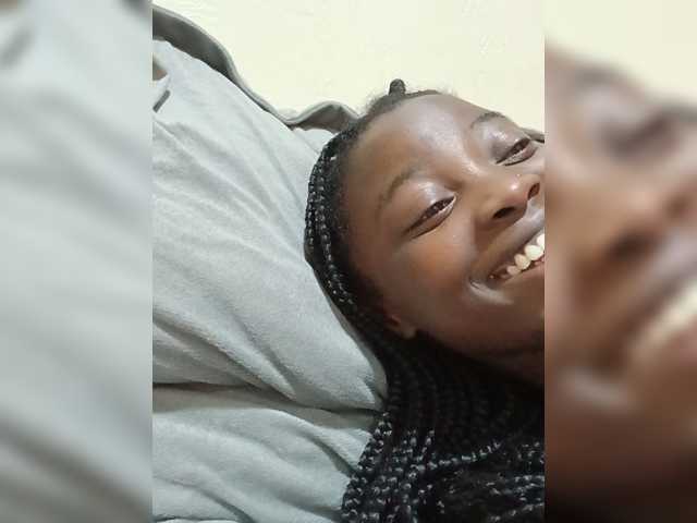 Chocolateboo598 live cam on BongaCams