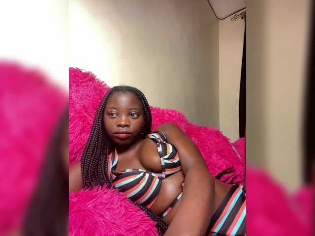 Chocolateboo598 live cam on BongaCams