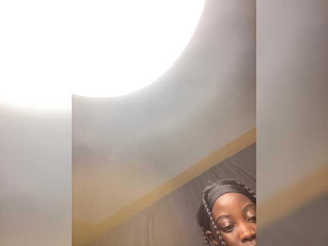 Chocolateboo598 live cam on BongaCams