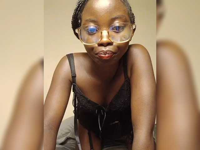 hotpetite555