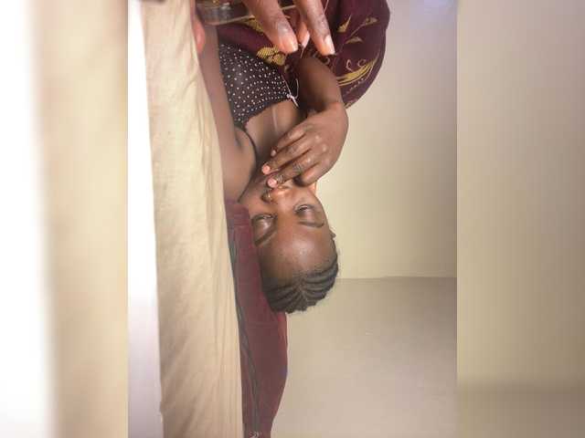 Chocolateboo598 live cam on BongaCams