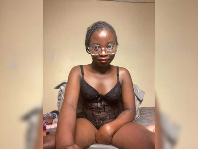 hotpetite555
