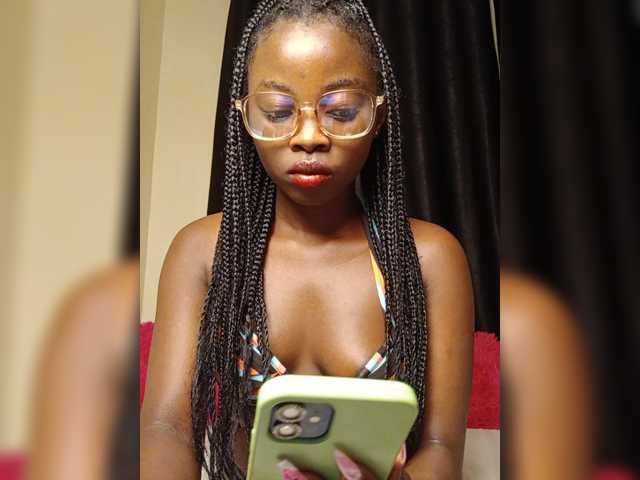 Chocolateboo598 live cam on BongaCams