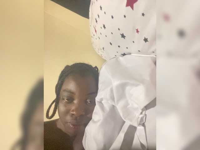 Chocolateboo598 live cam on BongaCams