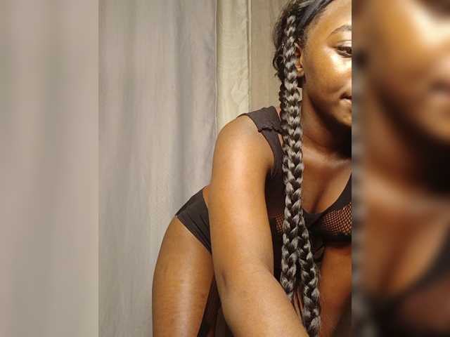 Chocolateboo598 live cam on BongaCams