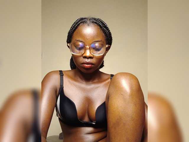 Chocolateboo598 live cam on BongaCams