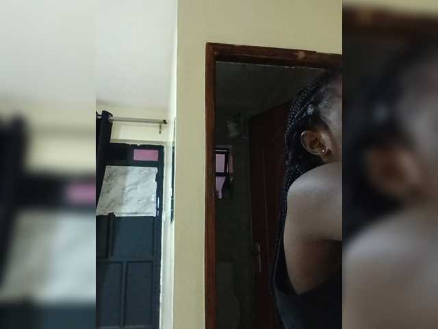 Chocolateboo598 live cam on BongaCams