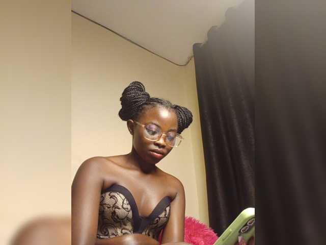 Chocolateboo598 live cam on BongaCams