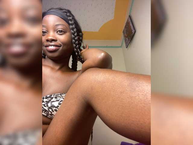 Chocolateboo598 live cam on BongaCams