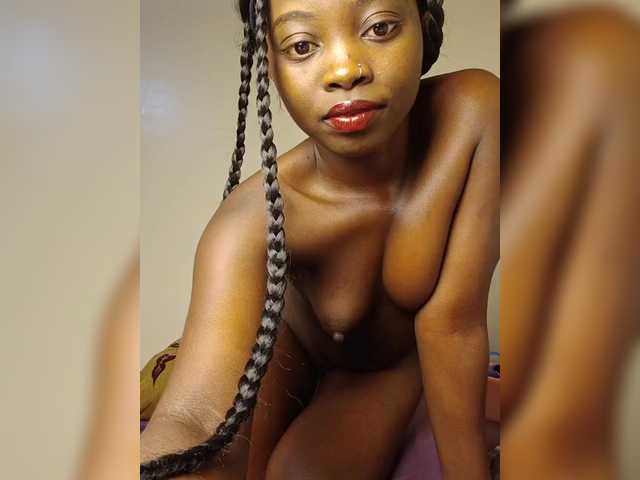 Chocolateboo598 live cam on BongaCams