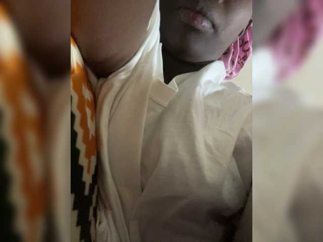 Chocolateboo598 live cam on BongaCams