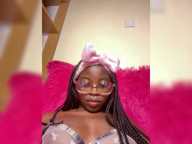 Chocolateboo598 live cam on BongaCams