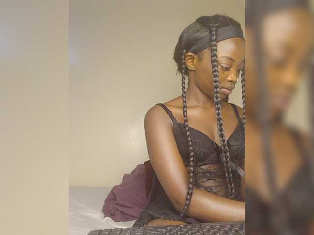 Chocolateboo598 live cam on BongaCams