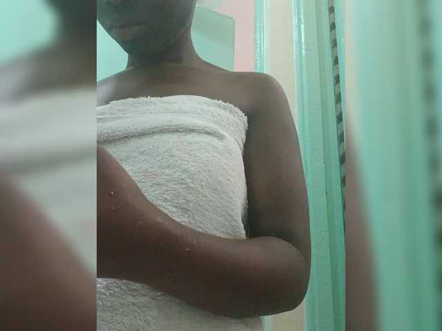 Chocolateboo598 live cam on BongaCams