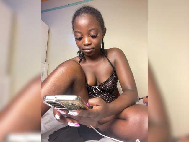 Chocolateboo598 live cam on BongaCams