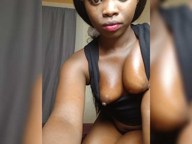 Chocolateboo598 live cam on BongaCams