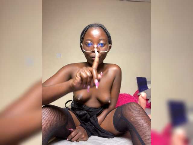 Chocolateboo598 live cam on BongaCams